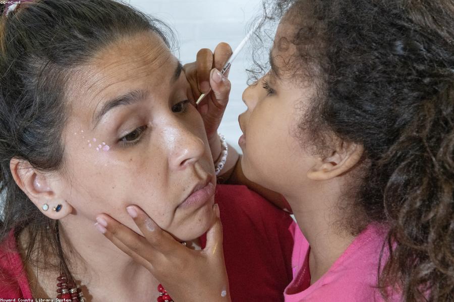 How to Apply Liquid Eyeliner Without the Wobble