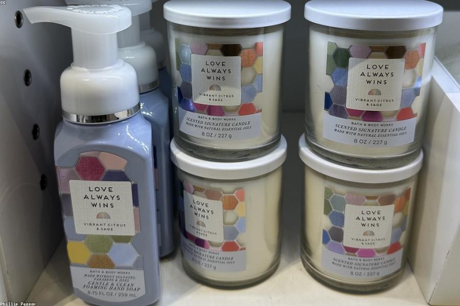 How to Choose a Signature Scent
