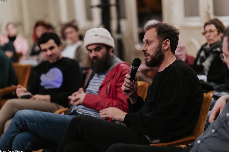 How to Have More Meaningful Conversations